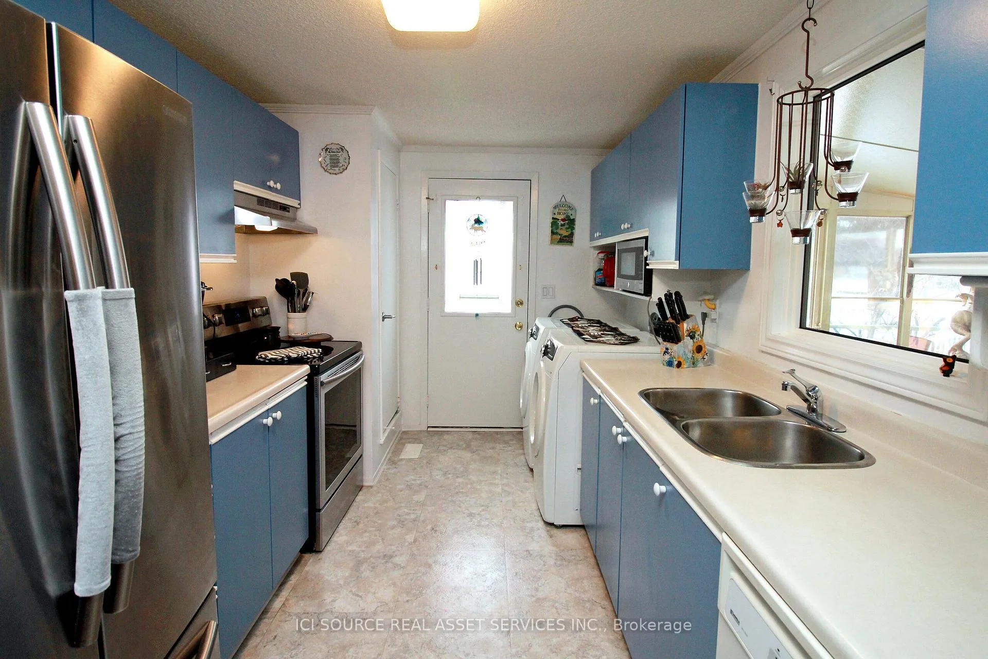 Photo 9 of 231 Wilmot Trail, Clarington, Bowmanville — HOMEH