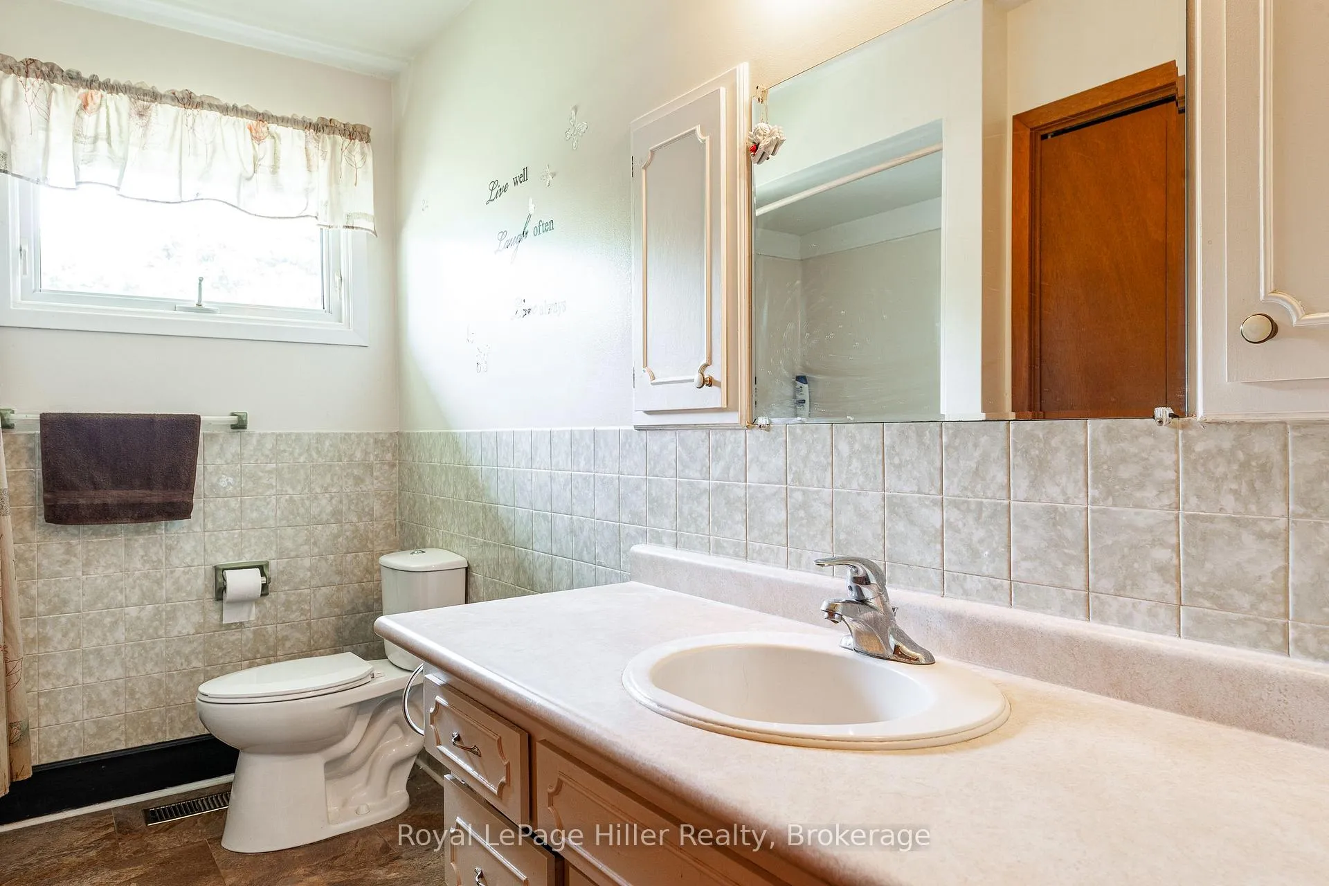 Photo 17 of 3967 Road 111, Perth East, South Easthope — HOMEH