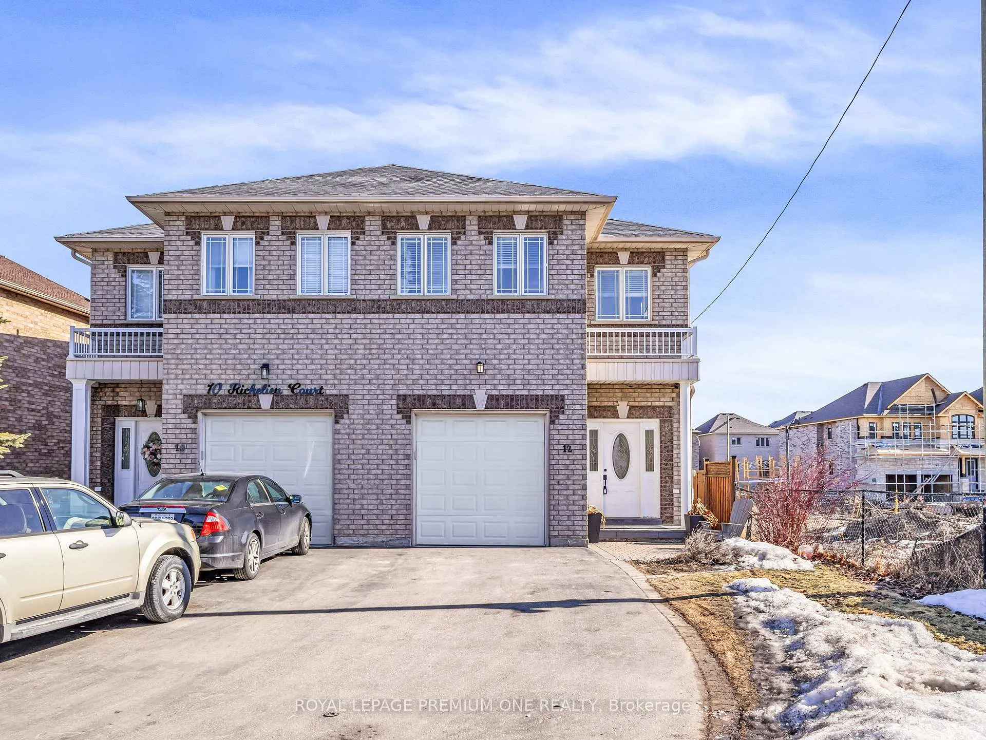 Front of 12 Richelieu Court