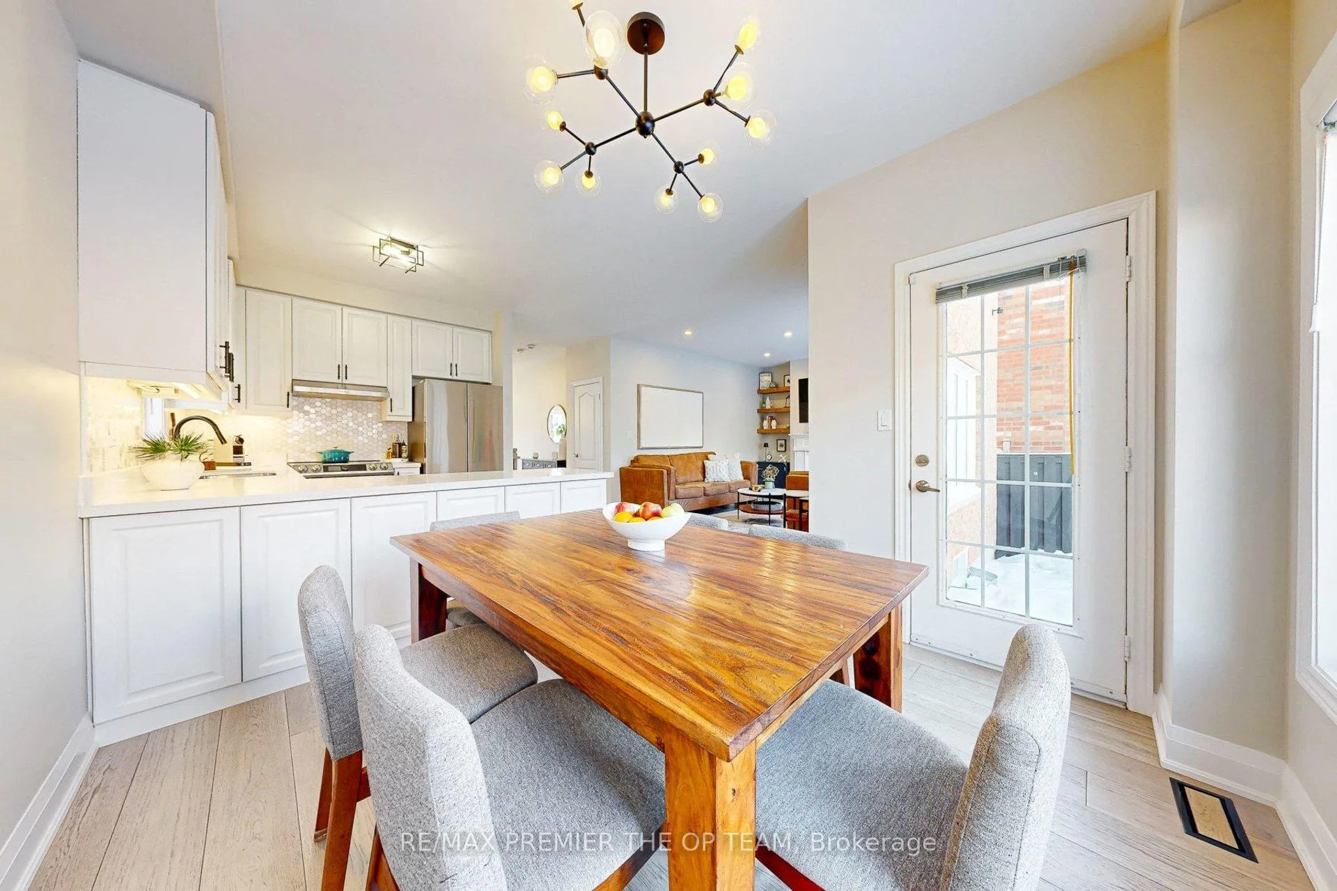 Photo 13 of 96 Saint Victor Drive, Vaughan, Vellore Village — HOMEH