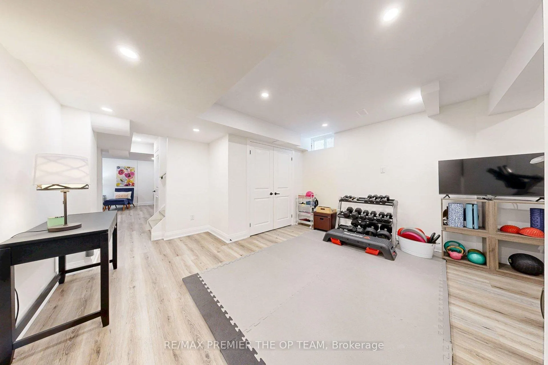 Photo 33 of 96 Saint Victor Drive, Vaughan, Vellore Village — HOMEH