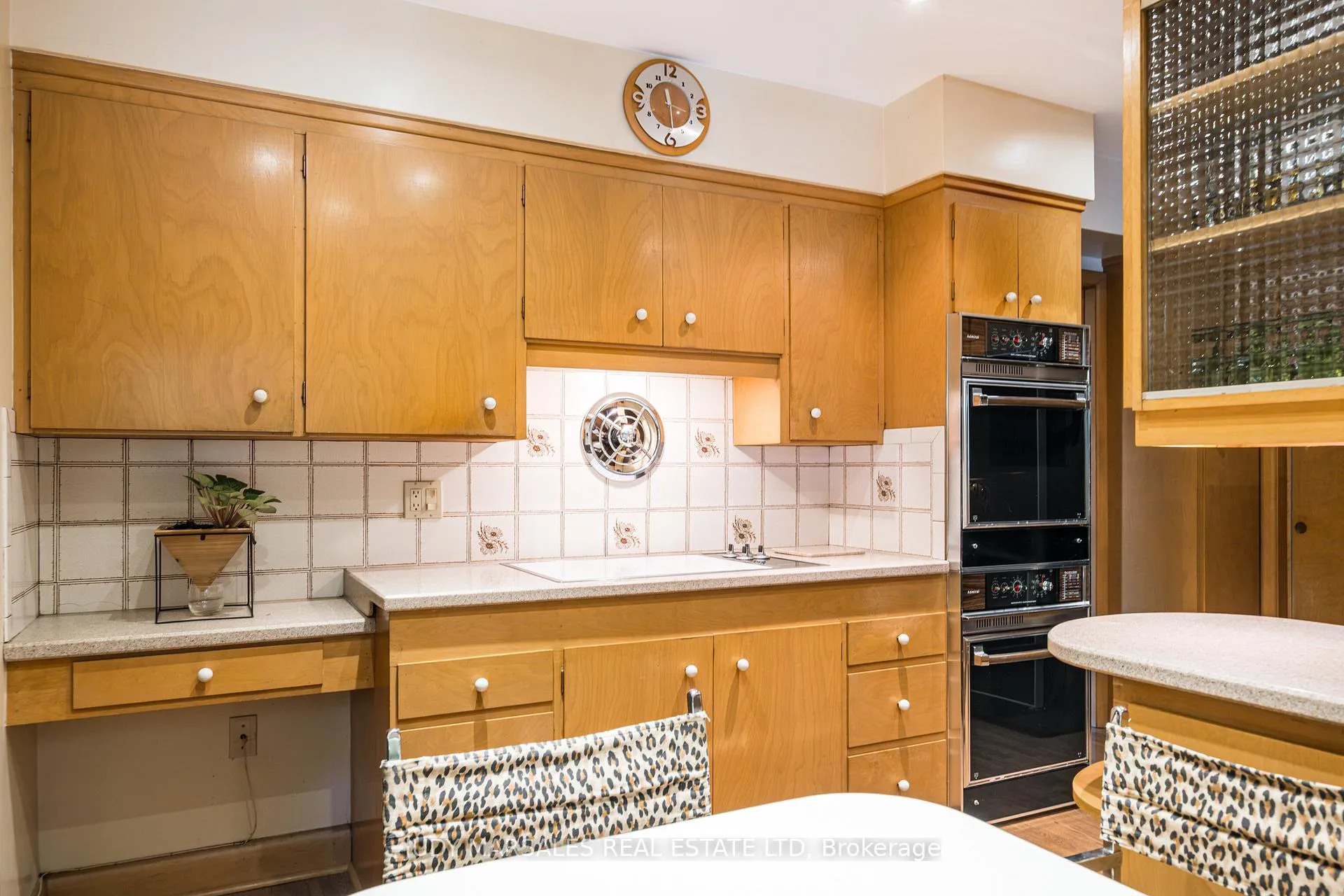 Photo 23 of 6 Freeland Court, Hamilton, Westdale — HOMEH