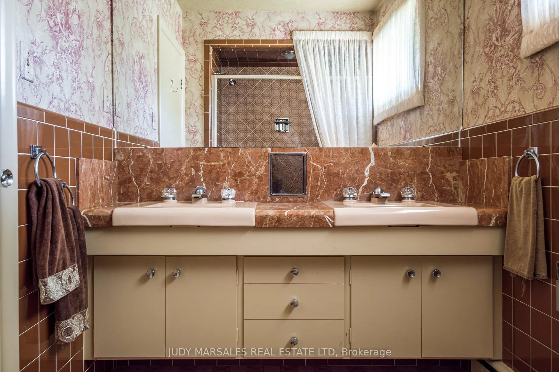 Photo 33 of 6 Freeland Court, Hamilton, Westdale — HOMEH