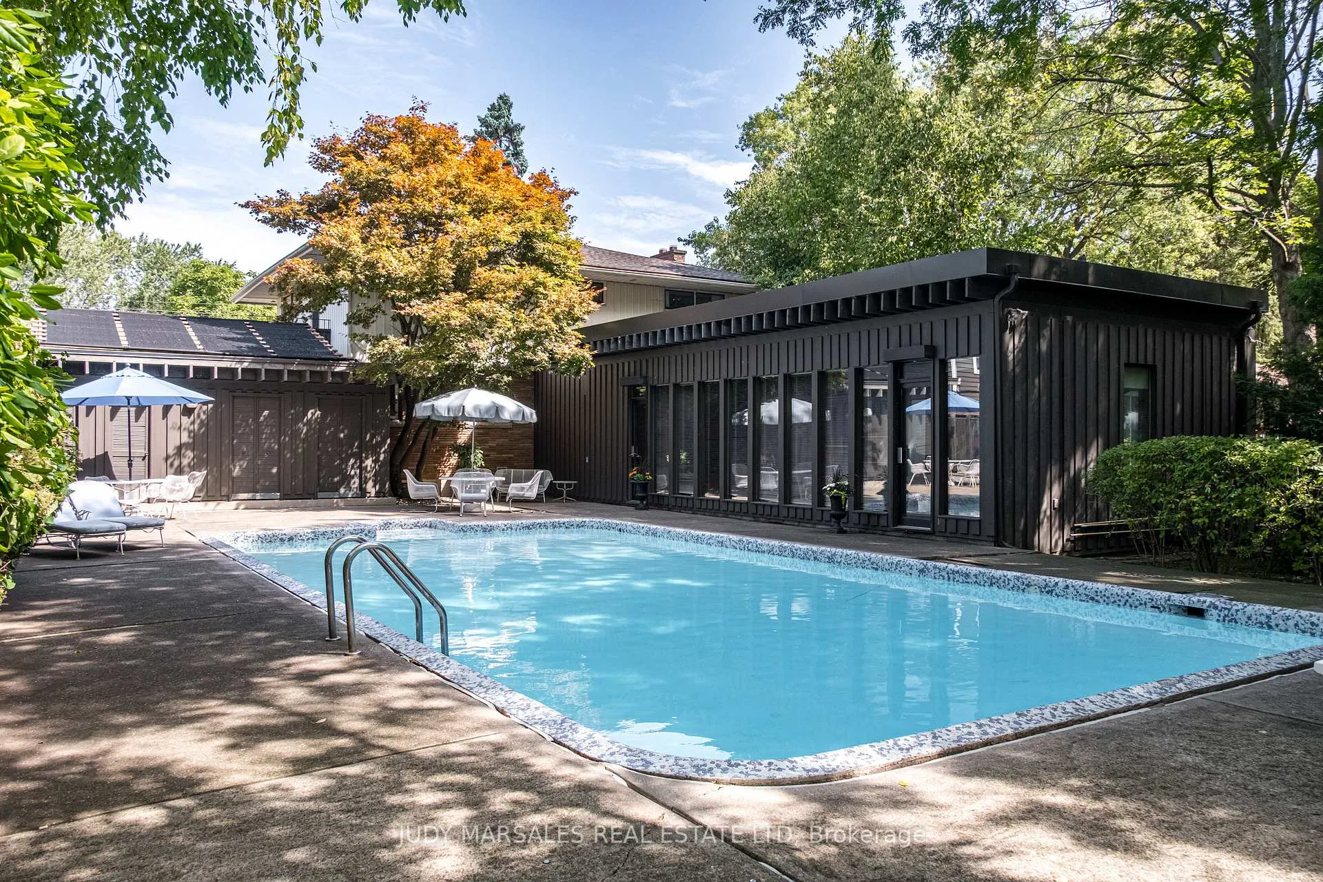 Photo 41 of 6 Freeland Court, Hamilton, Westdale — HOMEH