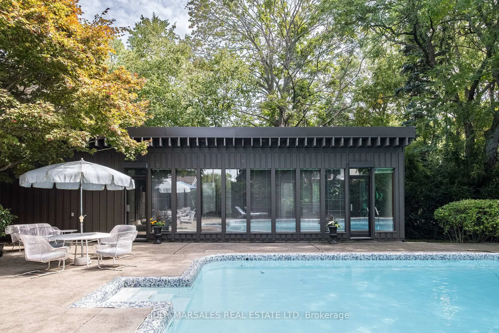 Photo 42 of 6 Freeland Court, Hamilton, Westdale — HOMEH