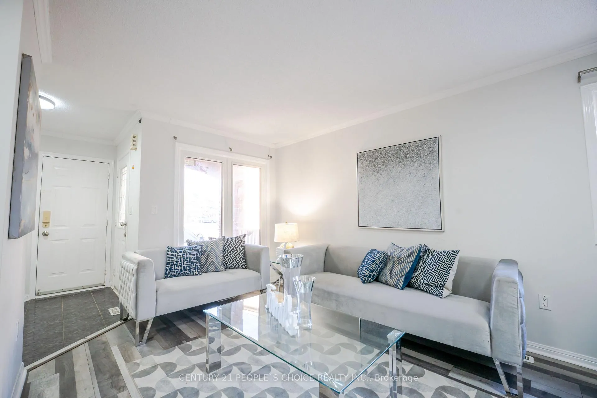 Photo 10 of 7 Mount Fuji Crescent, Brampton, Sandringham-Wellington — HOMEH