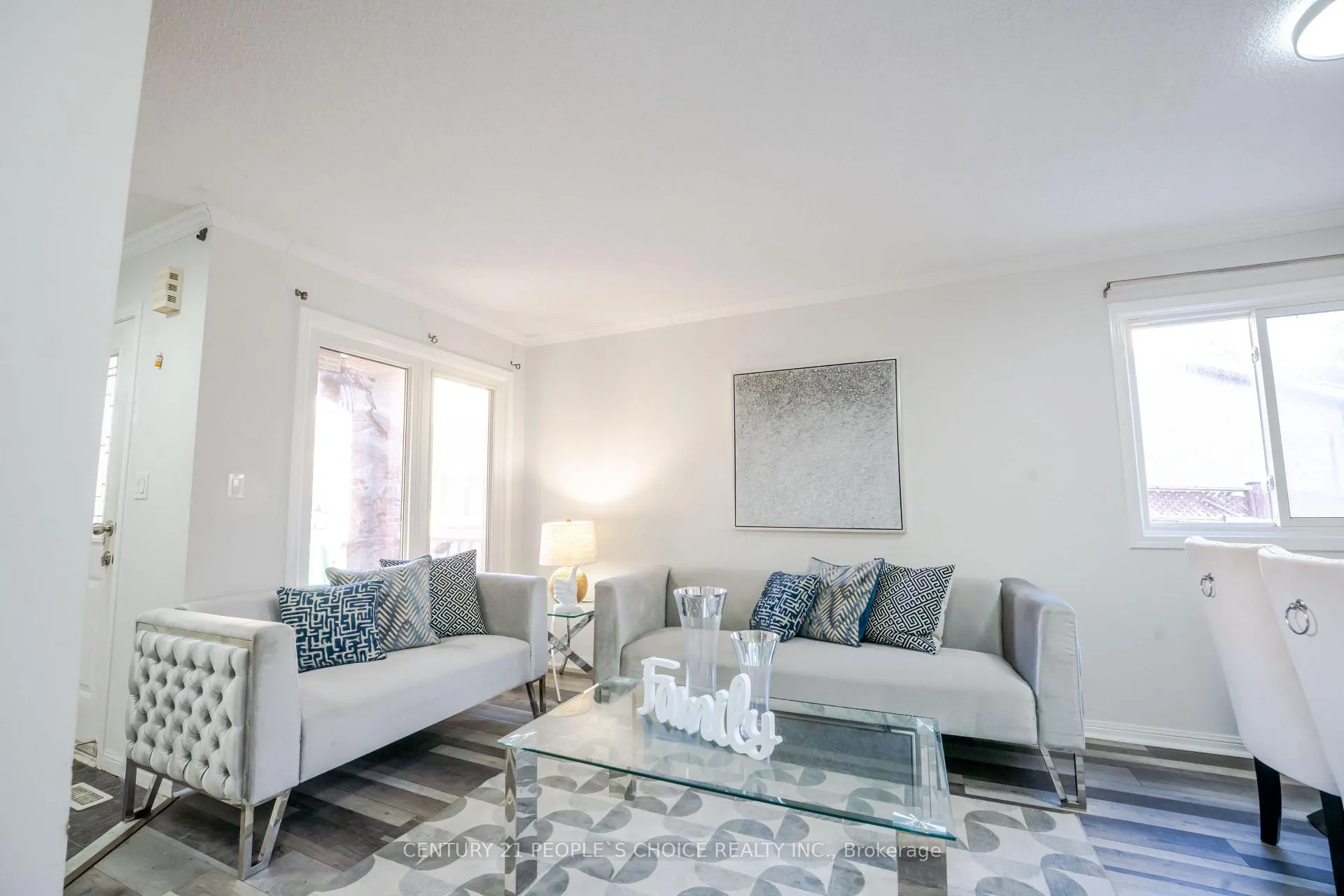 Photo 11 of 7 Mount Fuji Crescent, Brampton, Sandringham-Wellington — HOMEH