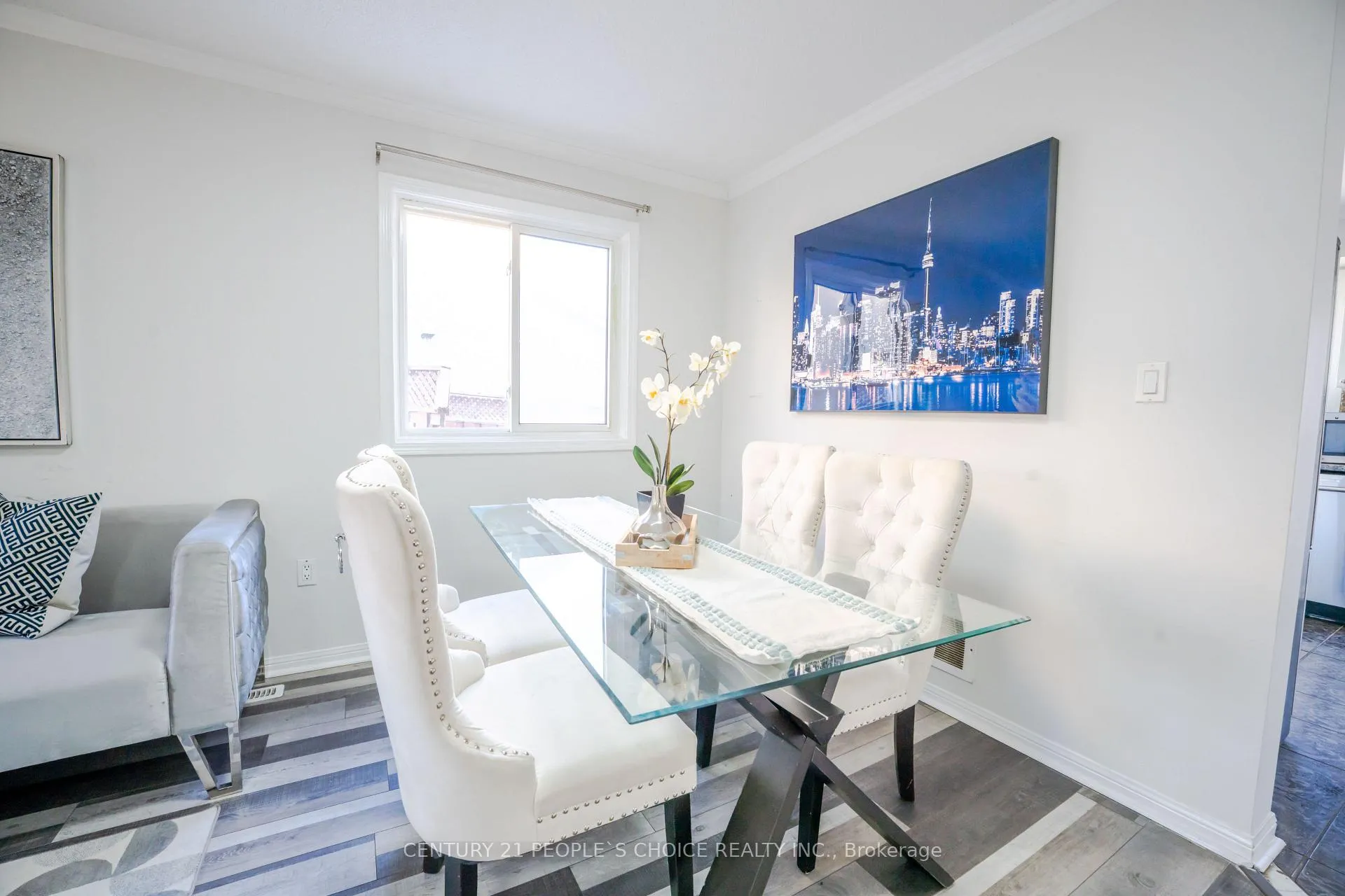 Photo 13 of 7 Mount Fuji Crescent, Brampton, Sandringham-Wellington — HOMEH