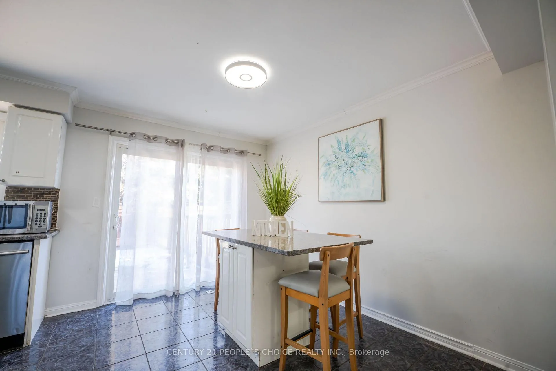 Photo 14 of 7 Mount Fuji Crescent, Brampton, Sandringham-Wellington — HOMEH
