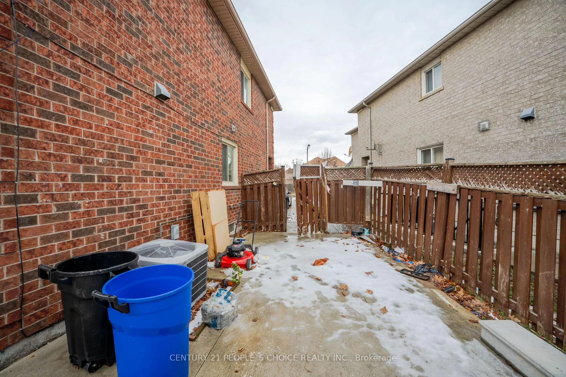 Photo 46 of 7 Mount Fuji Crescent, Brampton, Sandringham-Wellington — HOMEH