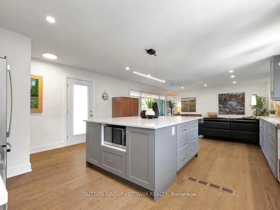 Photo 15 of 1162 Deer Park Road, Ottawa, City View/Skyline/Fisher Heights/Parkwood Hills — HOMEH