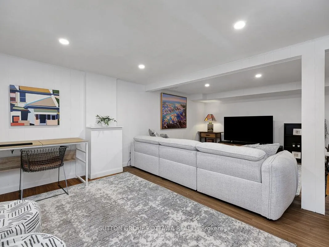 Photo 34 of 1162 Deer Park Road, Ottawa, City View/Skyline/Fisher Heights/Parkwood Hills — HOMEH