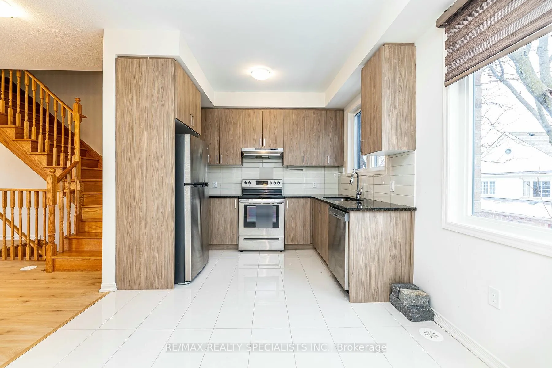 Photo 23 of 1474 Grand Prairie Path W, Oshawa, Taunton — HOMEH