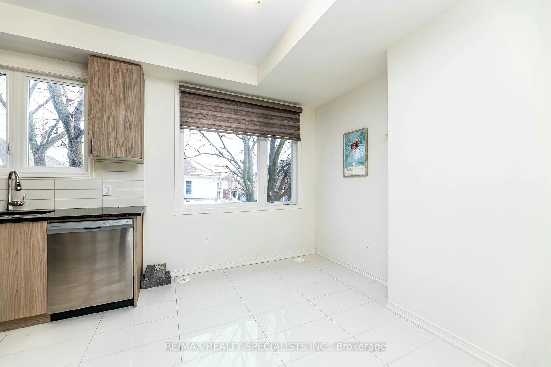 Photo 26 of 1474 Grand Prairie Path W, Oshawa, Taunton — HOMEH