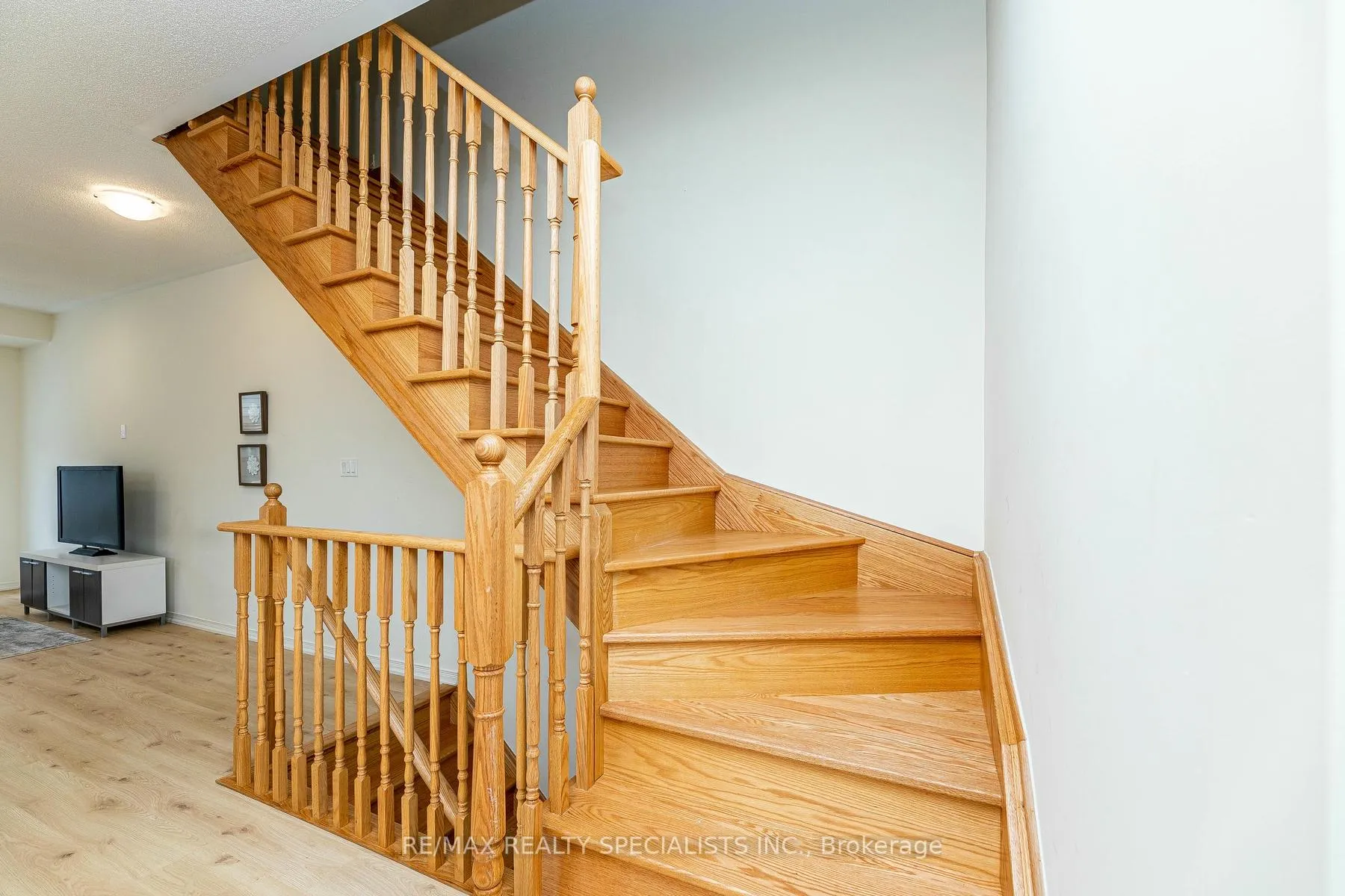 Photo 27 of 1474 Grand Prairie Path W, Oshawa, Taunton — HOMEH