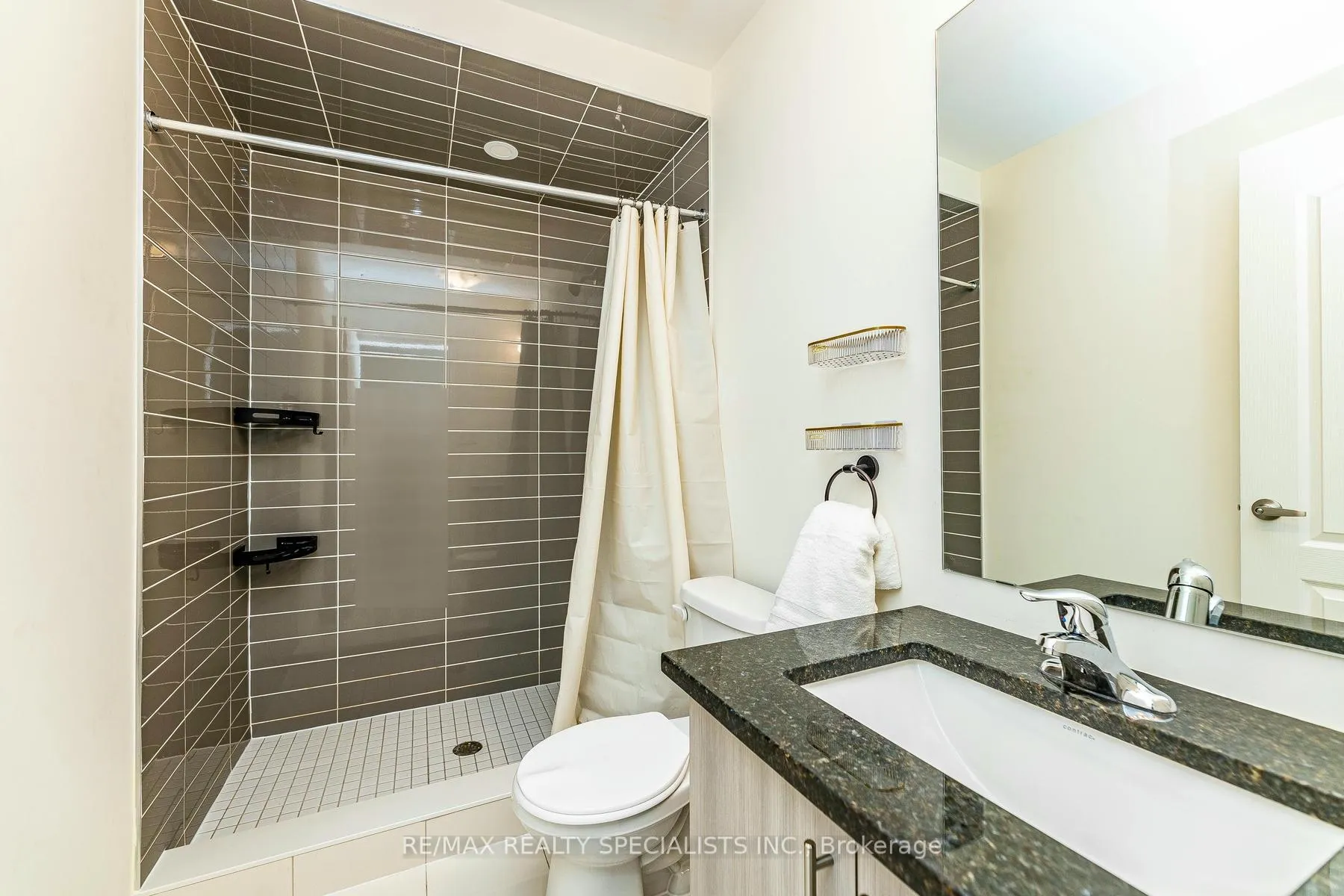 Photo 39 of 1474 Grand Prairie Path W, Oshawa, Taunton — HOMEH