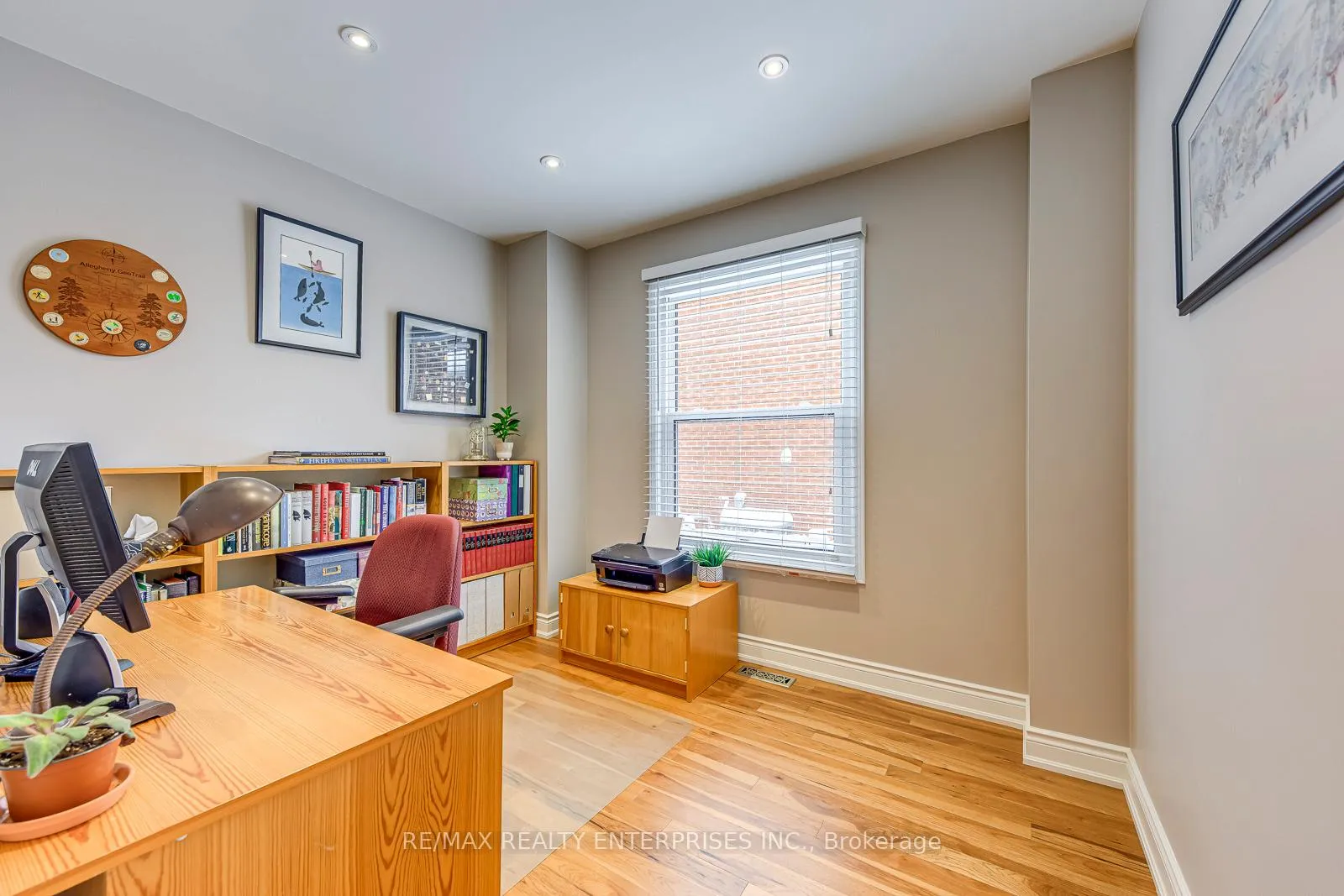 Photo 16 of 1356 Chedboro Crescent, Oakville, Clearview — HOMEH