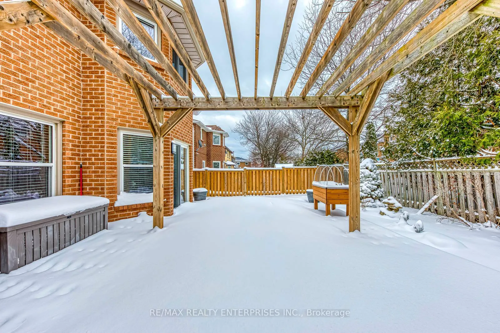 Photo 40 of 1356 Chedboro Crescent, Oakville, Clearview — HOMEH