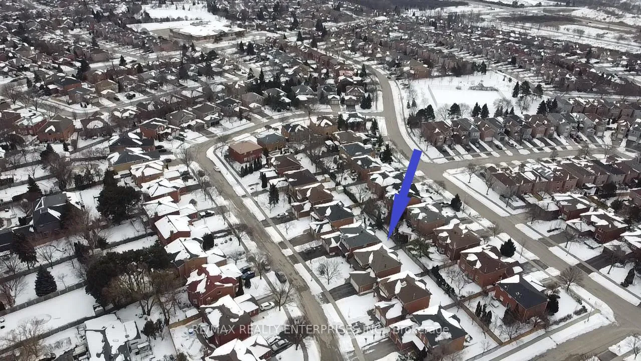 Photo 45 of 1356 Chedboro Crescent, Oakville, Clearview — HOMEH