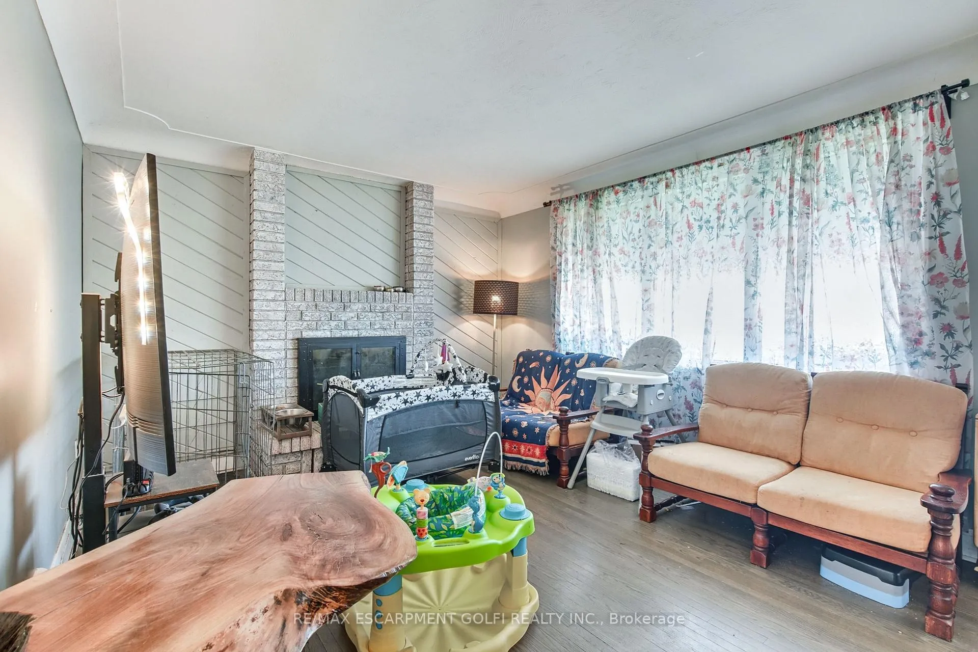 Photo 9 of 101 Aberfoyle Avenue, Hamilton, Rosedale — HOMEH