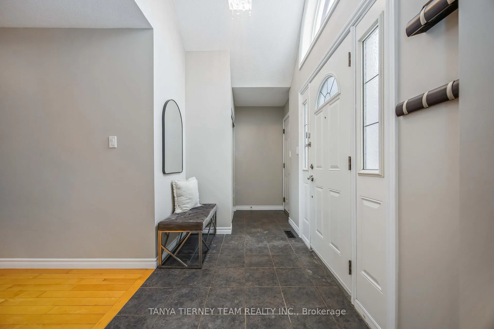 Photo 7 of 16 Milne Street, Whitby, Downtown Whitby — HOMEH