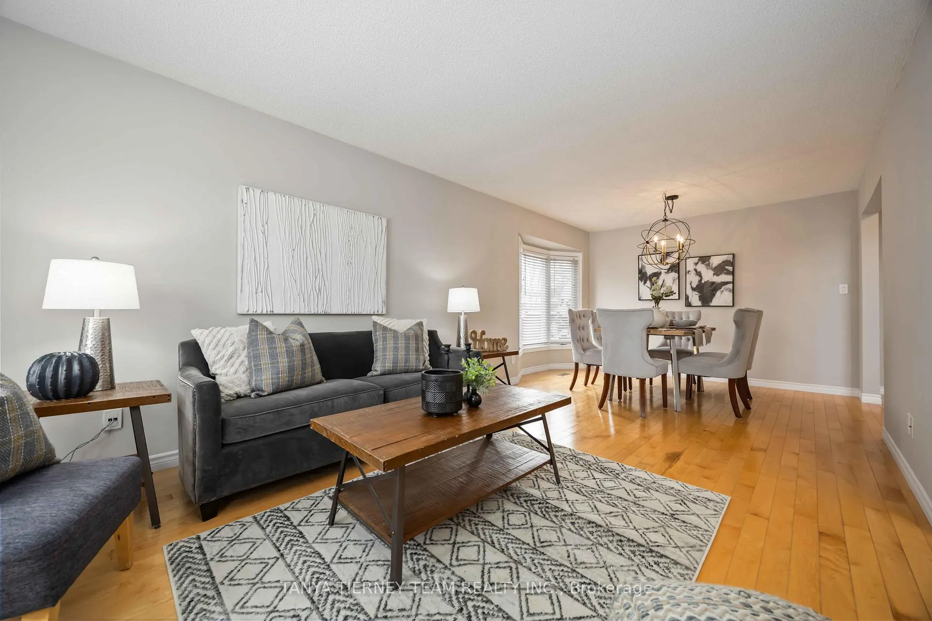 Photo 13 of 16 Milne Street, Whitby, Downtown Whitby — HOMEH
