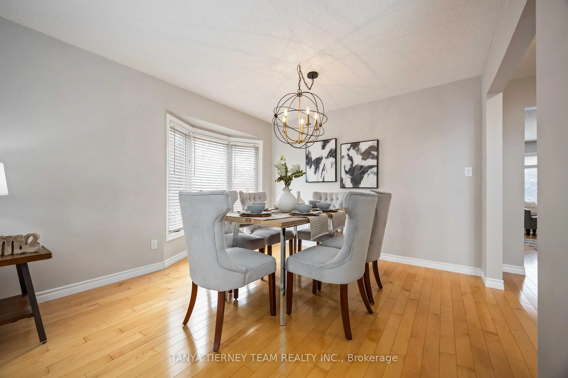 Photo 14 of 16 Milne Street, Whitby, Downtown Whitby — HOMEH