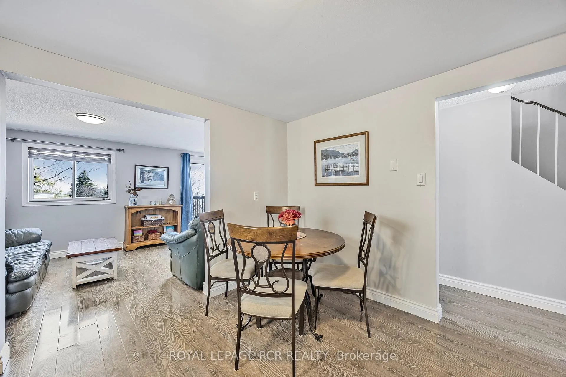 Photo 9 of 57 Browning Trail, Barrie, Letitia Heights — HOMEH