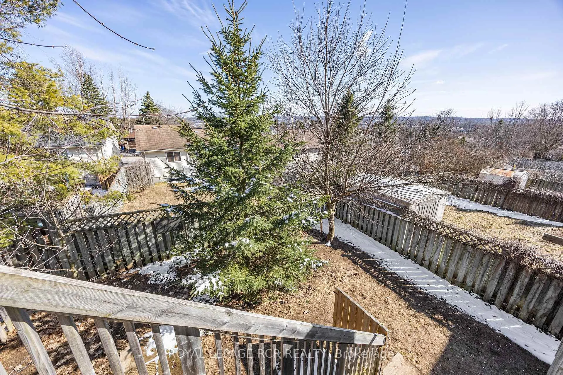 Photo 43 of 57 Browning Trail, Barrie, Letitia Heights — HOMEH