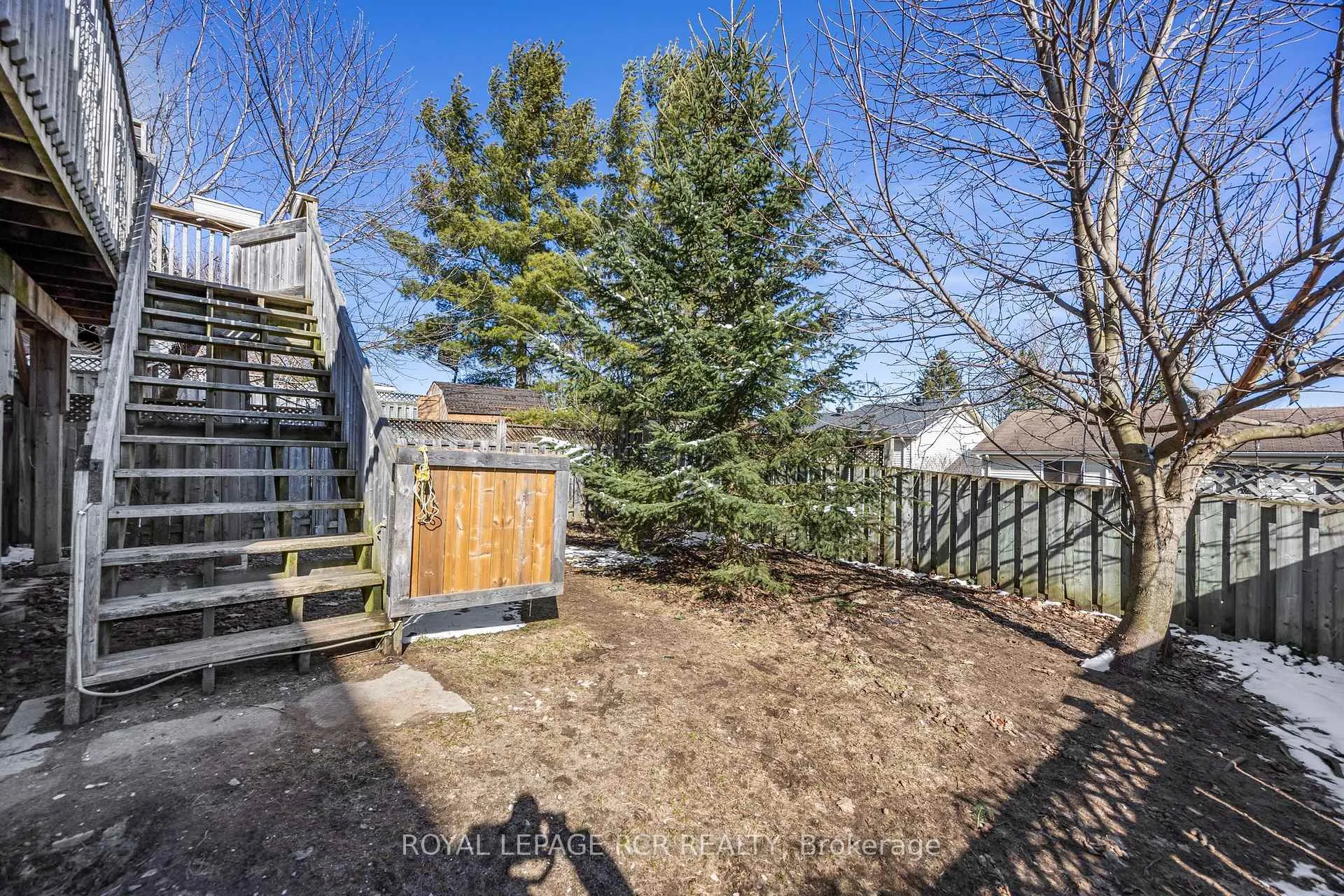 Photo 44 of 57 Browning Trail, Barrie, Letitia Heights — HOMEH