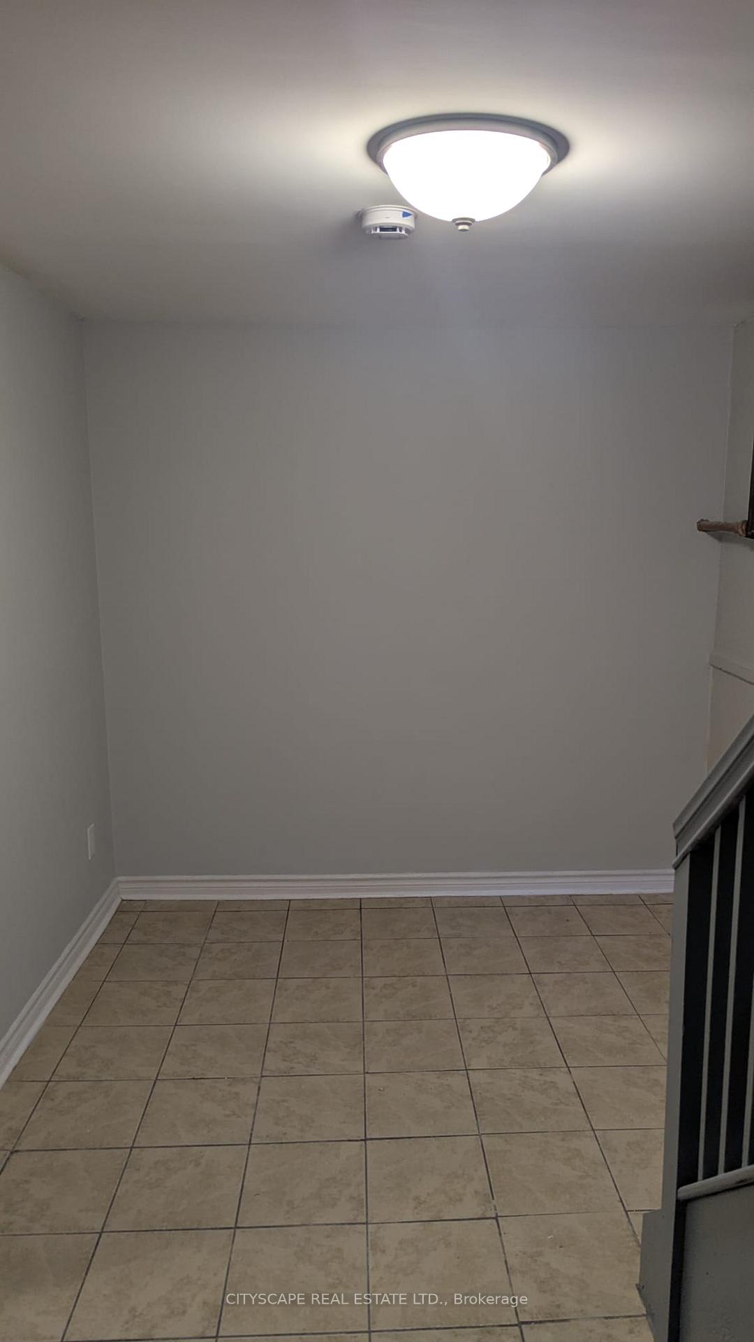 Photo 10 of Unit 6B, 752 Main Street E, Hamilton, Blakeley — HOMEH
