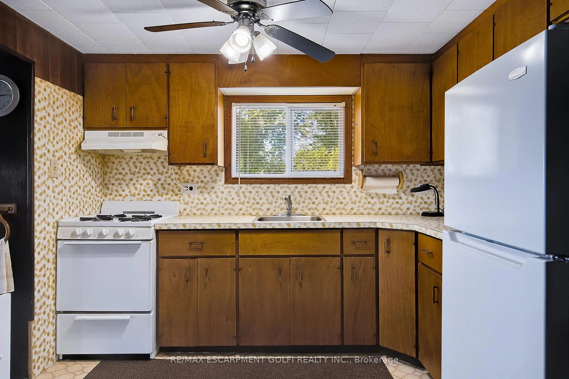 Photo 5 of 3058 Lakeshore Road, Haldimand, Dunnville — HOMEH