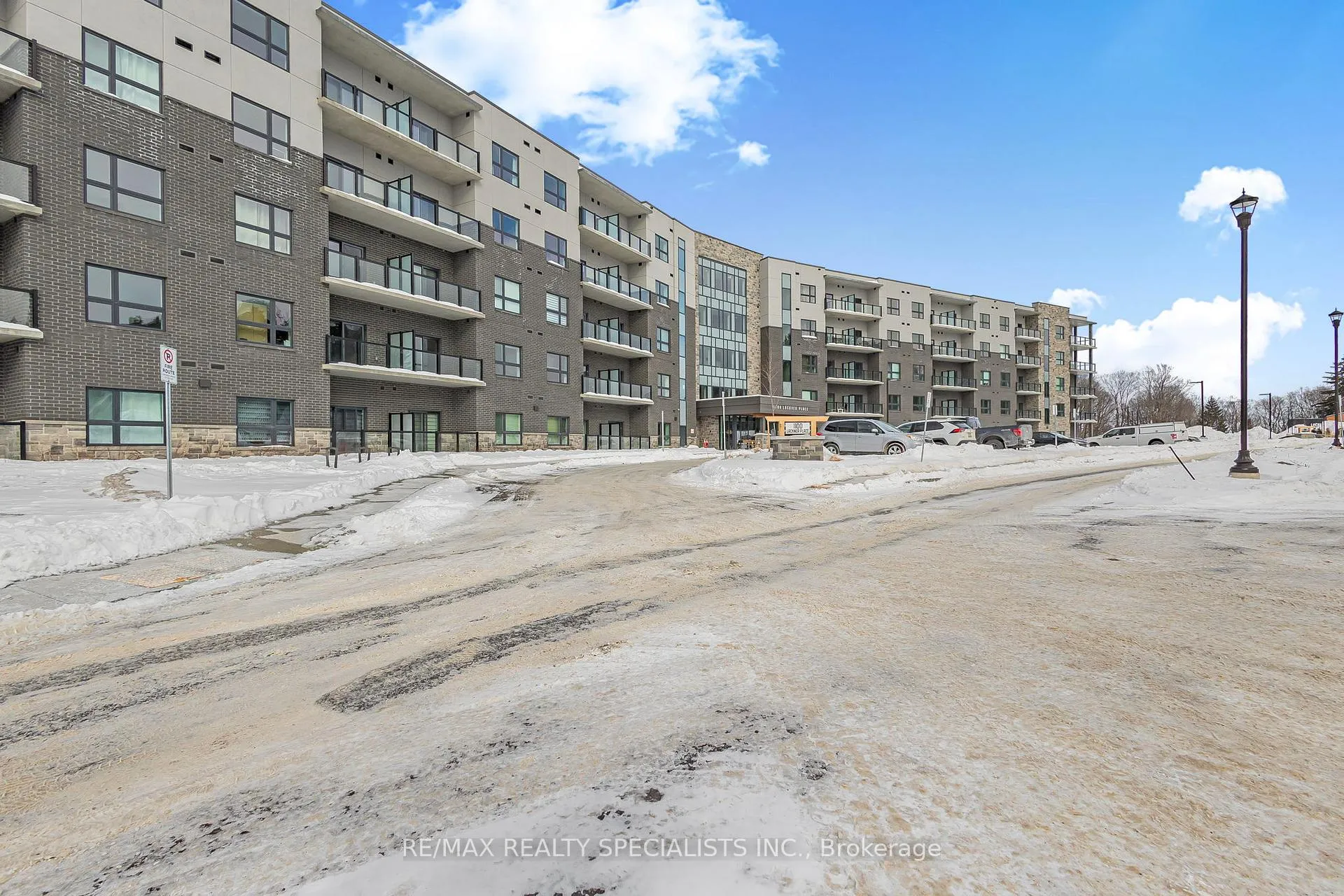 Photo 2 of Unit 516, 1100 Lackner Place, Kitchener — HOMEH