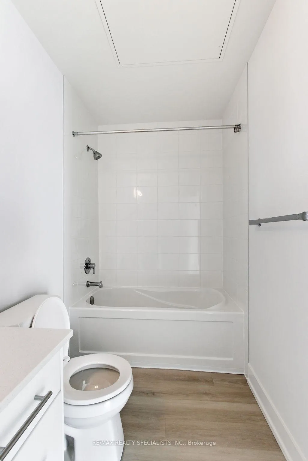 Photo 16 of Unit 516, 1100 Lackner Place, Kitchener — HOMEH