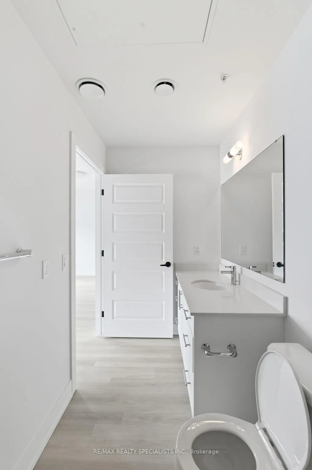 Photo 17 of Unit 516, 1100 Lackner Place, Kitchener — HOMEH
