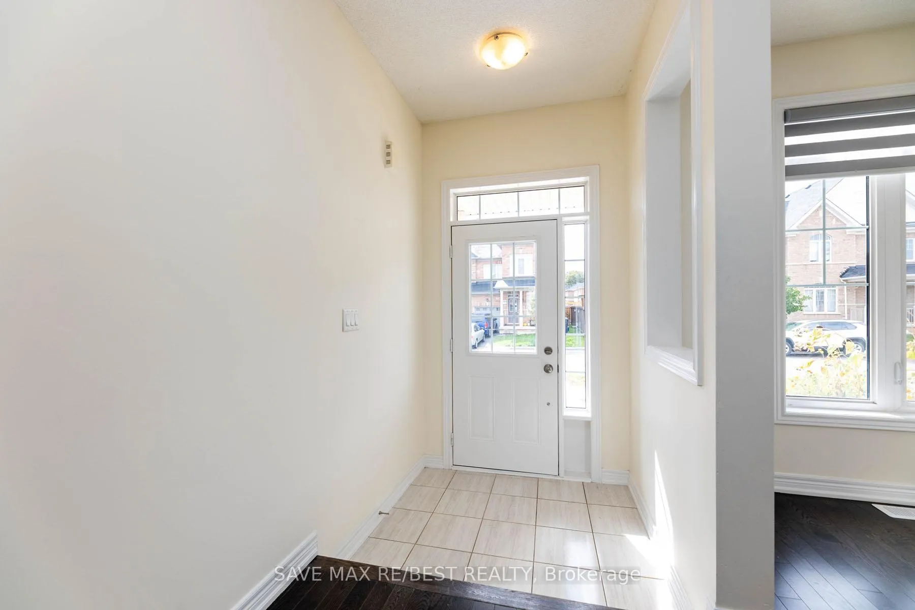 Photo 4 of 88 Truro Circle, Brampton, Bram West — HOMEH