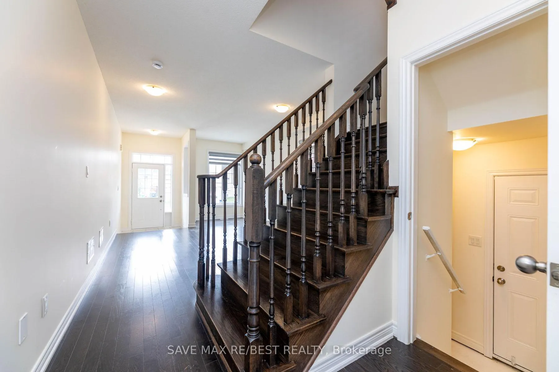 Photo 7 of 88 Truro Circle, Brampton, Bram West — HOMEH