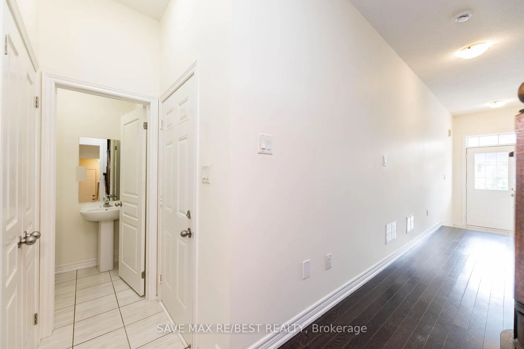 Photo 8 of 88 Truro Circle, Brampton, Bram West — HOMEH