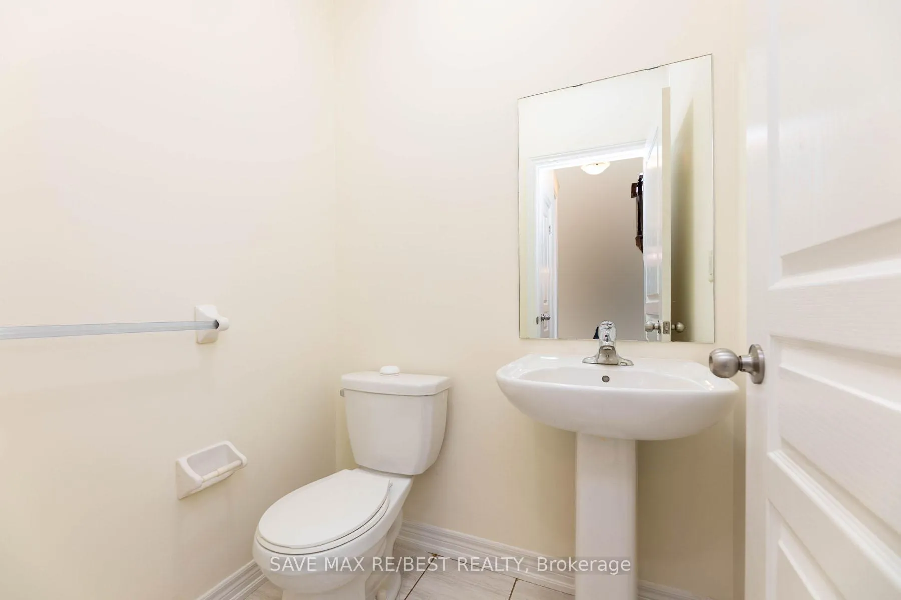 Photo 9 of 88 Truro Circle, Brampton, Bram West — HOMEH