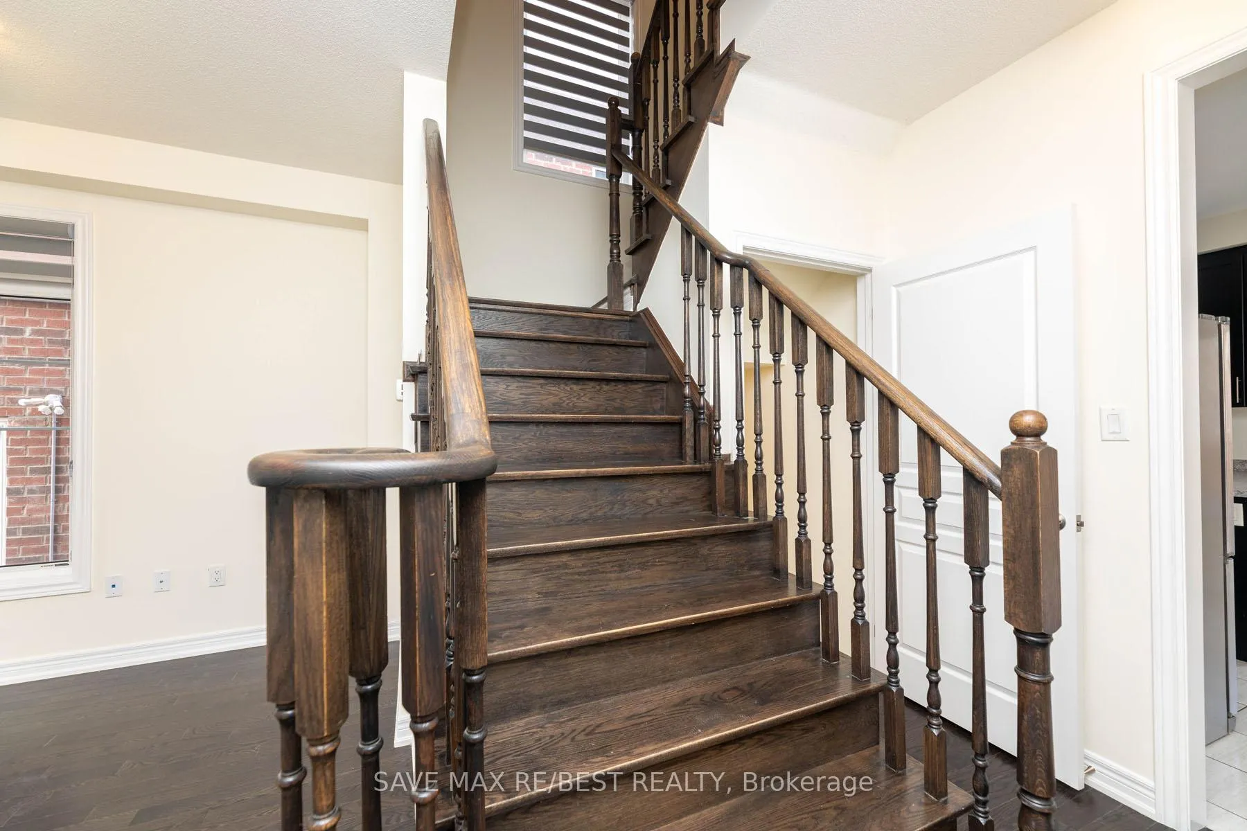 Photo 15 of 88 Truro Circle, Brampton, Bram West — HOMEH