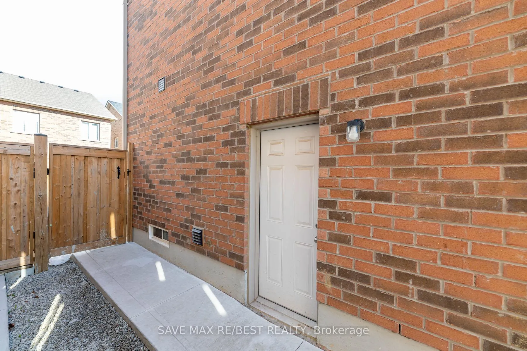 Photo 34 of 88 Truro Circle, Brampton, Bram West — HOMEH