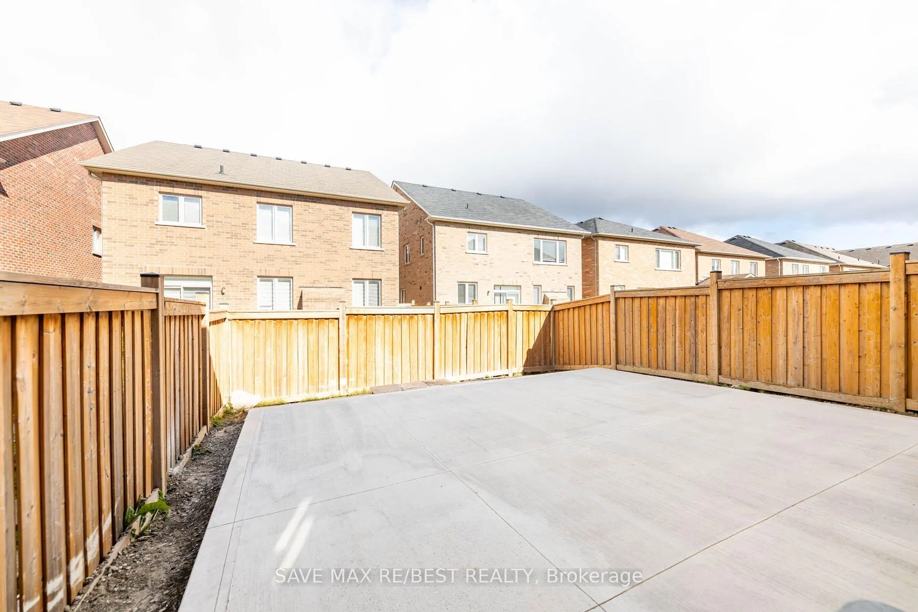 Photo 38 of 88 Truro Circle, Brampton, Bram West — HOMEH