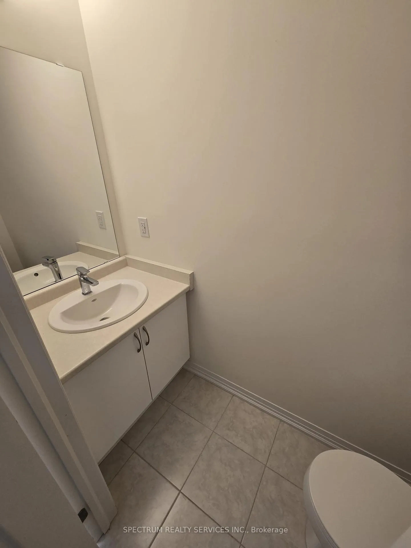 Photo 9 of 34 George Brier Drive E Street, Brant, Paris — HOMEH