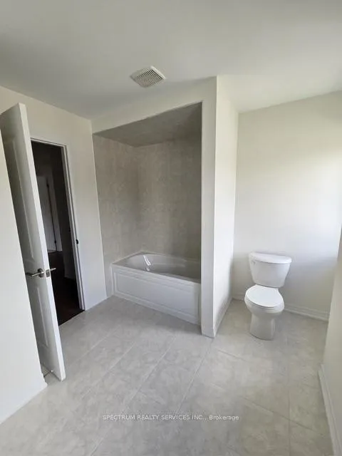 Photo 14 of 34 George Brier Drive E Street, Brant, Paris — HOMEH