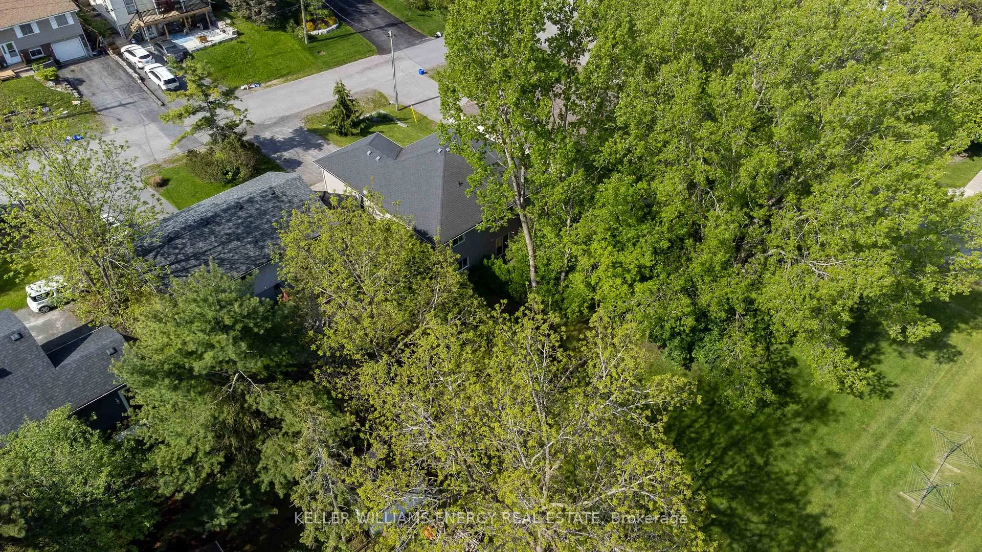 Photo 38 of 4A Cumberland Street, Prince Edward County, Picton — HOMEH