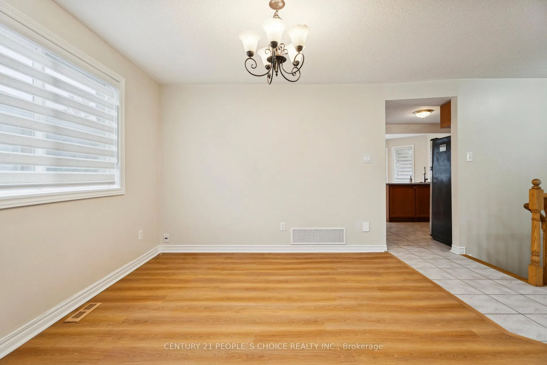 Photo 11 of 136 Marsellus Drive, Barrie, Holly — HOMEH