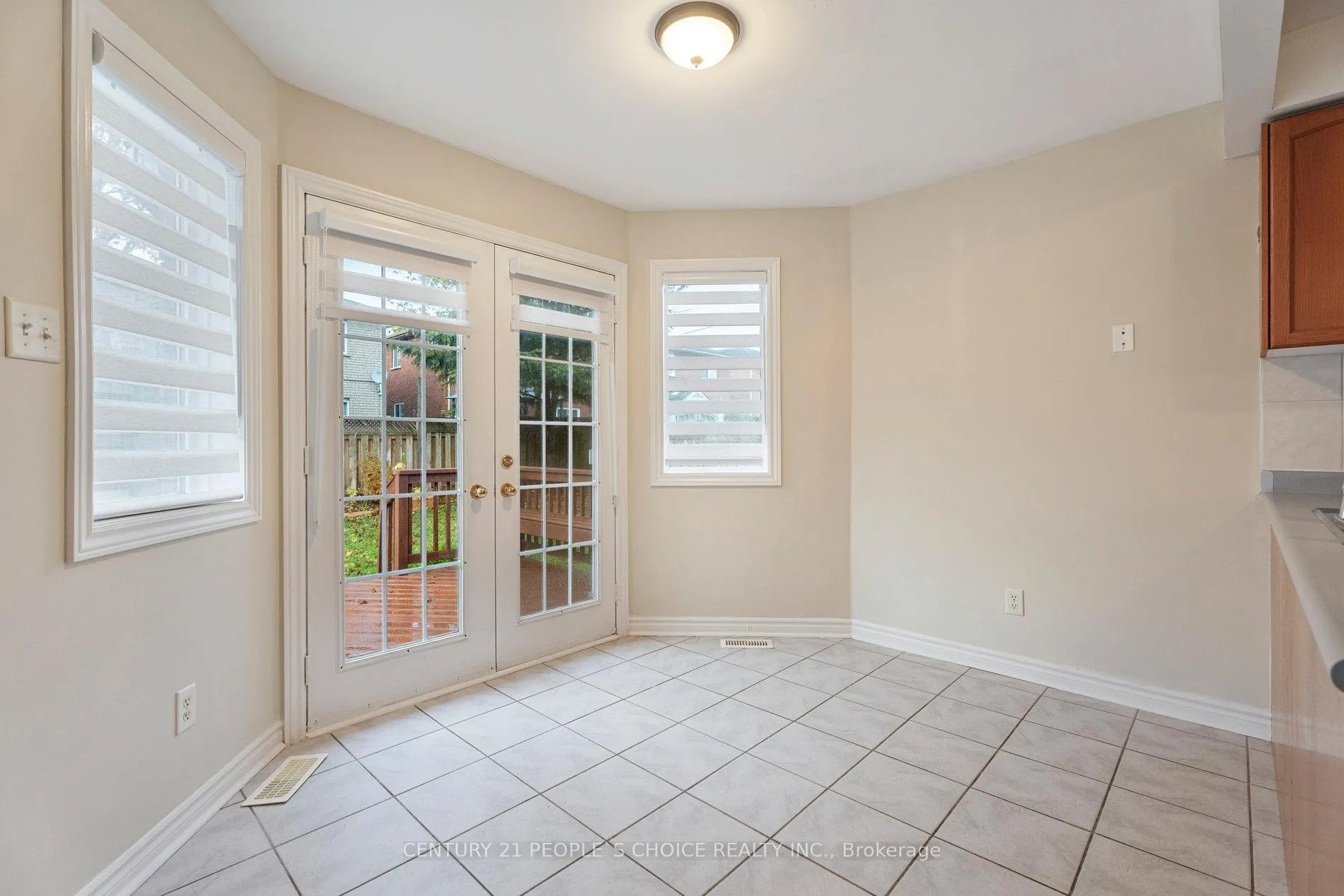 Photo 17 of 136 Marsellus Drive, Barrie, Holly — HOMEH