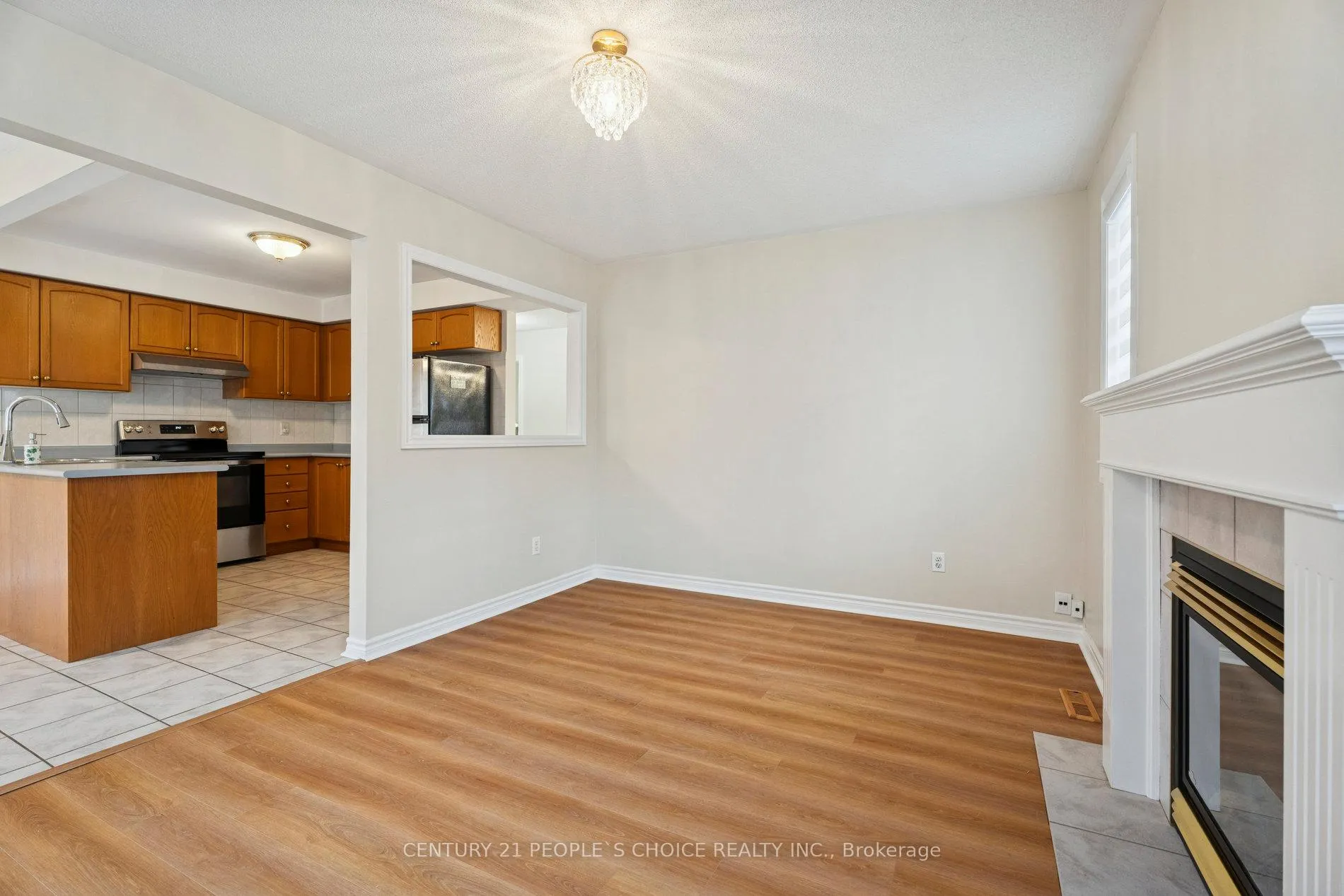 Photo 18 of 136 Marsellus Drive, Barrie, Holly — HOMEH