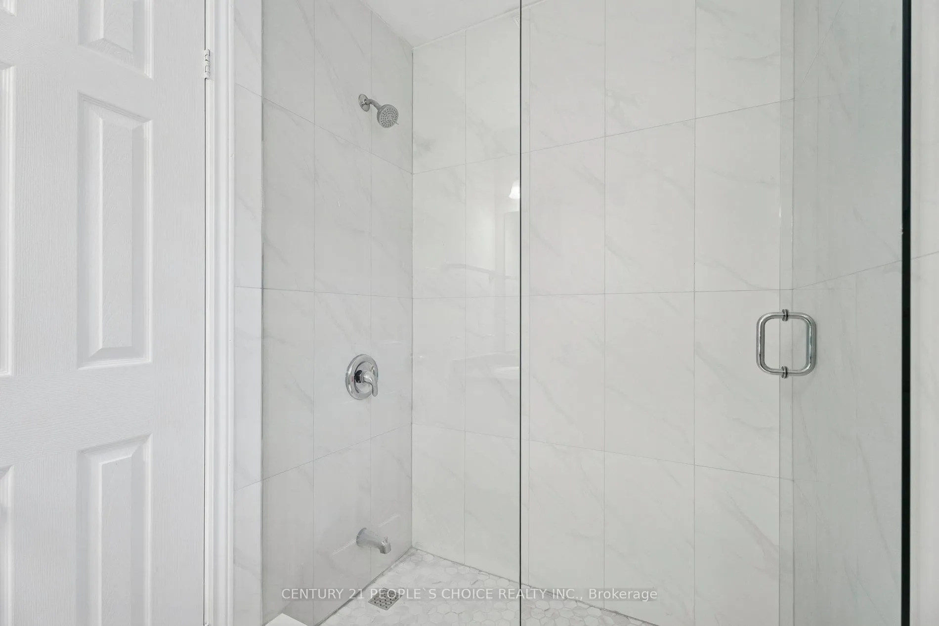 Photo 26 of 136 Marsellus Drive, Barrie, Holly — HOMEH