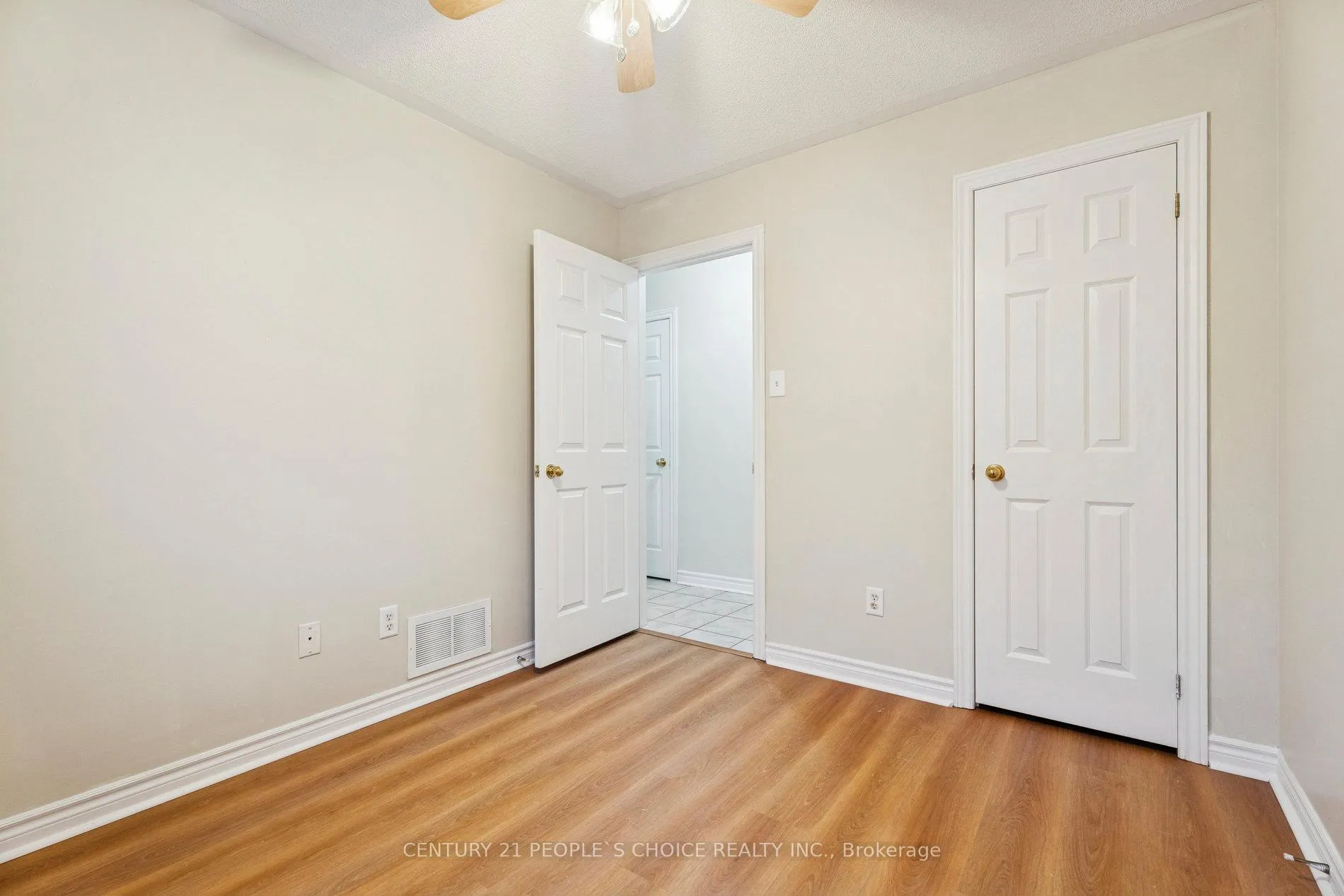Photo 28 of 136 Marsellus Drive, Barrie, Holly — HOMEH